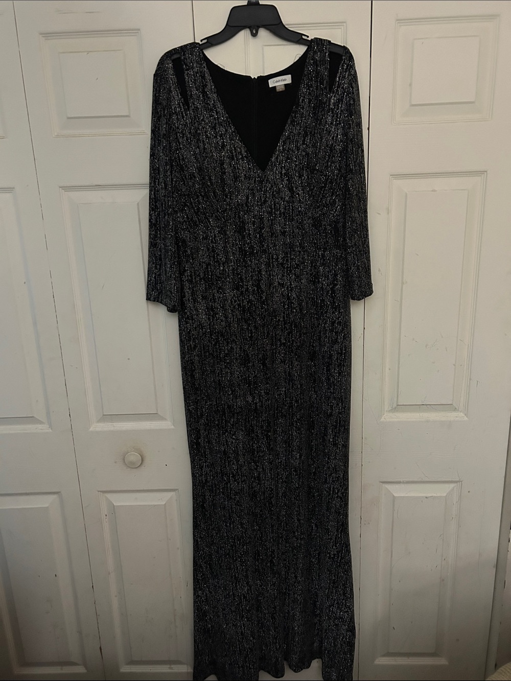 Calvin Klein Black & Silver Long-Sleeve V-Neck Evening Gown